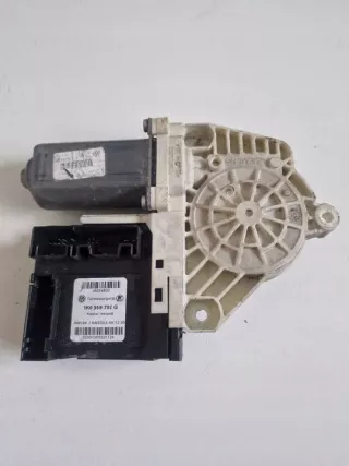 1K0959792G Моторчик стеклоподъемника Audi A3 8P Арт e12530475, вид 1