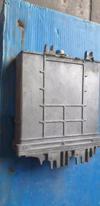 0281001809 7700109621 Блок управления двигателем Renault Scenic 1 Арт e12514002, вид 3