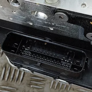 32281728 Блок ABS Polestar 2 Арт e12504499, вид 4