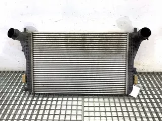 3C0145805AK LORK-1821-31596 Интеркулер Volkswagen Passat B6 Арт e12496545, вид 3