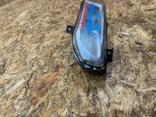 90078637 S2501P140 Фара противотуманная правая Nissan Qashqai 2 restailing Арт e12494100, вид 2