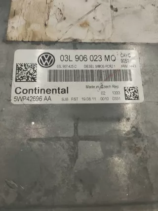03L906023MQ Блок управления двигателем Volkswagen Golf 6 Арт e12487541, вид 3