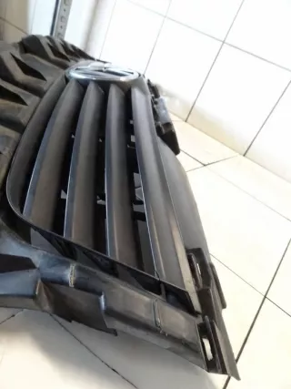 3B0807231 Решетка радиатора Volkswagen Passat B5 Арт e12482308, вид 3