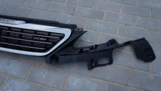 AA37026452 Решетка радиатора Peugeot 308 2 Арт e12481874, вид 4