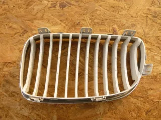 51137179656 Решетка радиатора BMW 1 E81/E82/E87/E88 Арт e12479660, вид 3