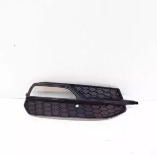 8V3807682 Решетка радиатора Audi A3 8V Арт e12479350, вид 1