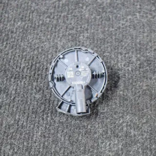 103676200A Датчик удара Tesla model 3 Арт e12472607, вид 3