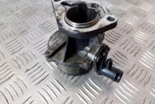 72238908F Насос вакуумный Suzuki Grand Vitara JT Арт e12466558, вид 1