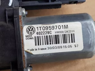 1K0959793Q 1T0959701M Моторчик стеклоподъемника Volkswagen Caddy 3 Арт e12459402, вид 3