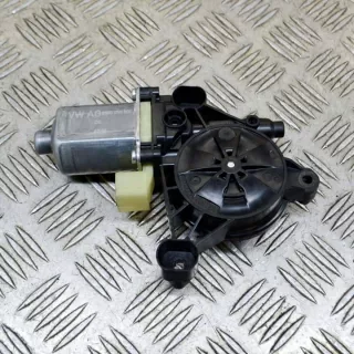 0130822705 Моторчик стеклоподъемника Audi A4 B9 Арт e12456895, вид 1
