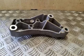 9K9B 1K0199117AC Подушка крепления КПП Skoda Octavia A7 Арт e12449738, вид 2