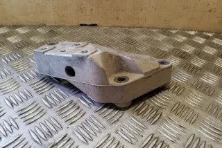 9K9B 1K0199117AC Подушка крепления КПП Skoda Octavia A7 Арт e12449738, вид 3