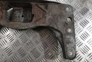 6761106 Подушка крепления КПП BMW 5 E60/E61 Арт e12449353, вид 4