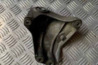 8D0399113L Подушка крепления КПП Audi A4 B7 Арт e12449128, вид 2