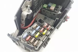 6G9T14A067CA Блок предохранителей Volvo S60 2 Арт e12445417, вид 2