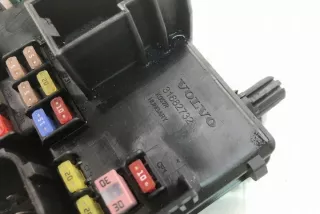 31682732 Блок предохранителей Volvo S60 3 Арт e12445288, вид 1