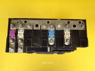 1K0937124K Блок предохранителей Volkswagen Golf 5 Арт e12444770, вид 3
