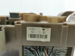 9008087019 Блок предохранителей Toyota Corolla E120 Арт e12444459, вид 8