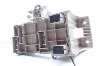 82201AG000 Блок предохранителей Subaru Legacy 5 Арт e12444307, вид 1