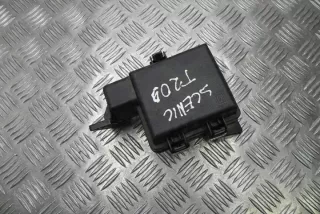 JZ01_ 63512588 Блок предохранителей Renault Scenic 3 Арт e12443852, вид 2