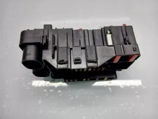 18013301 Блок предохранителей Renault Megane 3 Арт e12443764, вид 2