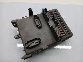 518002027 Блок предохранителей Renault Laguna 2 Арт e12443676, вид 3