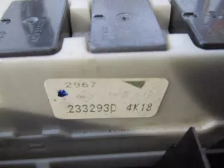 233293D Блок предохранителей Renault Clio 3 Арт e12443438, вид 3