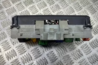 F75_ 24412497 Блок предохранителей Opel Zafira A Арт e12443073, вид 2