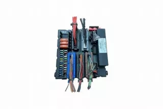 PA6GF10GB20 Блок предохранителей Opel Vectra C  Арт e12442787, вид 3