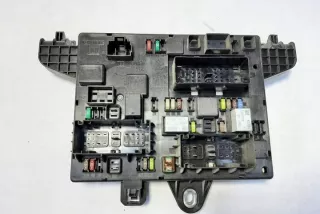 13302301 Блок предохранителей Opel Astra J Арт e12442021, вид 3