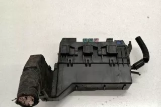 71543266 Блок предохранителей Nissan Primera 12 Арт e12441647, вид 1