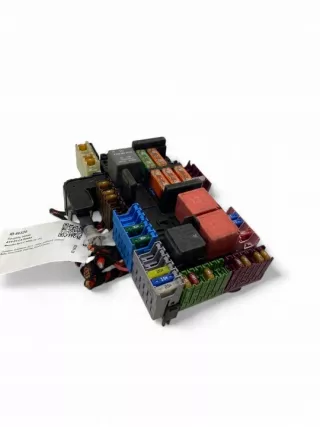 A2059068501 Блок предохранителей Mercedes C W205 Арт e12439537, вид 1
