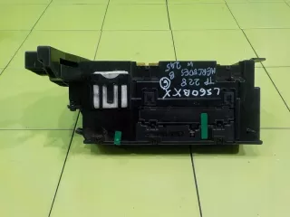 A1695451640 Блок предохранителей Mercedes B W245 Арт e12439496, вид 3