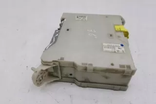 GSE2_ 8273053050 Блок предохранителей Lexus IS 2 Арт e12439197, вид 1