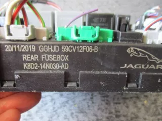 K8D2-14N030-AD Блок предохранителей Land Rover Evoque 2 Арт e12439092, вид 2