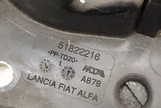 51822217 Блок предохранителей Lancia Delta 3 Арт e12439045, вид 2