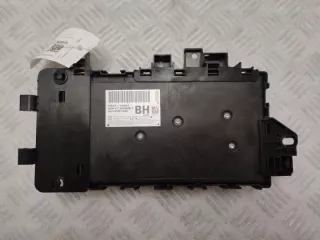FR3T15604BH Блок предохранителей Ford Mustang 6 Арт e12437784, вид 2