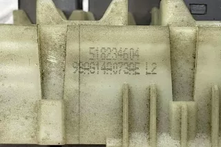 98A614A073AE Блок предохранителей Ford Focus 1 Арт e12437476, вид 1