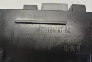 3M5T14A067BC Блок предохранителей Ford Focus 2 Арт e12437454, вид 2