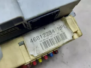 46812234 Блок предохранителей Fiat Punto 2 Арт e12437172, вид 4