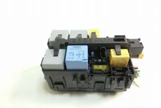 9806192580 Блок предохранителей Citroen Xsara Арт e12436994, вид 3