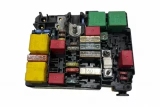 9804848480 Блок предохранителей Citroen C3 1 Арт e12436604, вид 3