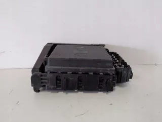 812968063 Блок предохранителей Chevrolet Camaro 6 Арт e12436388, вид 4
