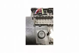 690660105 Блок предохранителей BMW 5 E60/E61 Арт e12435542, вид 3