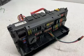 9210861 Блок предохранителей BMW 5 F10/F11/GT F07 Арт e12435377, вид 3