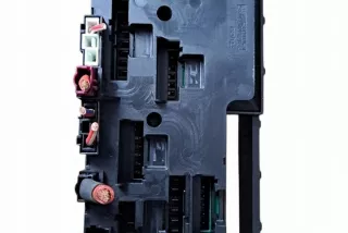 9234421 Блок предохранителей BMW 5 F10/F11/GT F07 Арт e12435154, вид 3