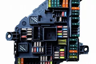 923442301 Блок предохранителей BMW 5 F10/F11/GT F07 Арт e12435153, вид 5