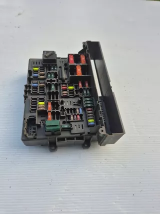 106887 Блок предохранителей BMW 3 E90/E91/E92/E93 Арт e12434673, вид 3