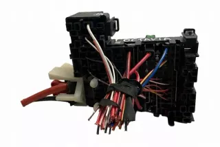 5Q0937615C Блок предохранителей Audi Q2 Арт e12433669, вид 3