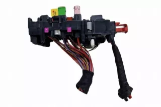 5Q0937615C Блок предохранителей Audi Q2 Арт e12433659, вид 2
